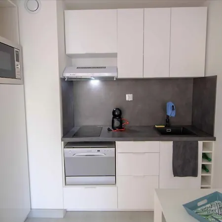 Appartamento Bright Of 32 M Renovated Near Town *